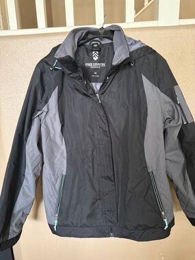 Free Country Black and Gray Hooded Ski Jacket